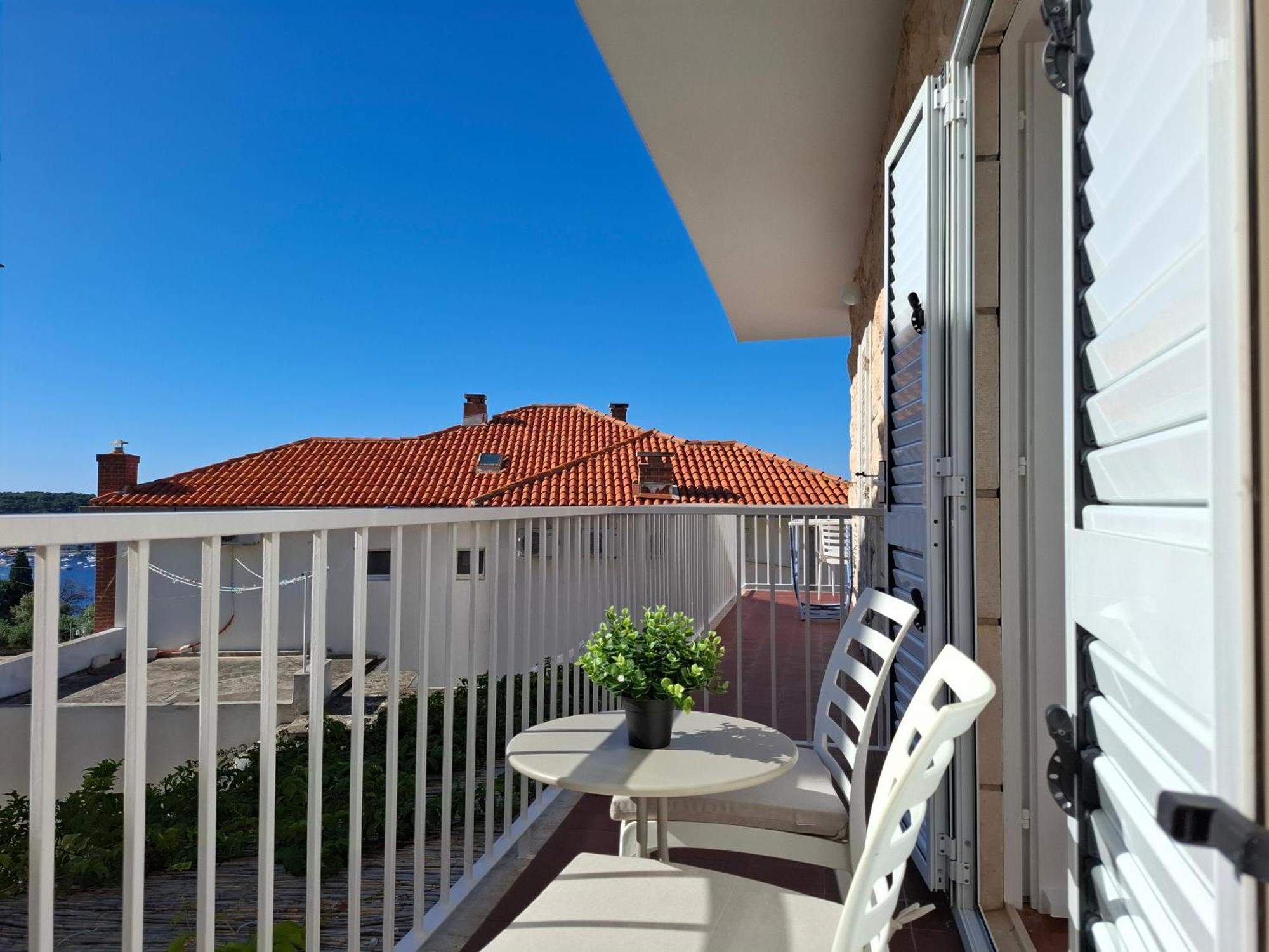 Guest House Mediterranean Хвар Екстер'єр фото